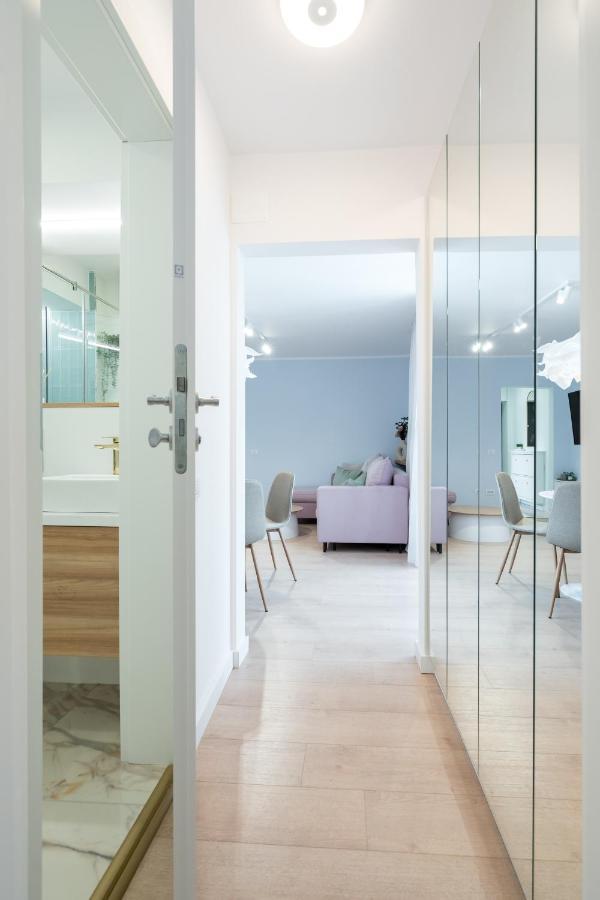 Candy Land Downtown Apartment Bukarest Kültér fotó