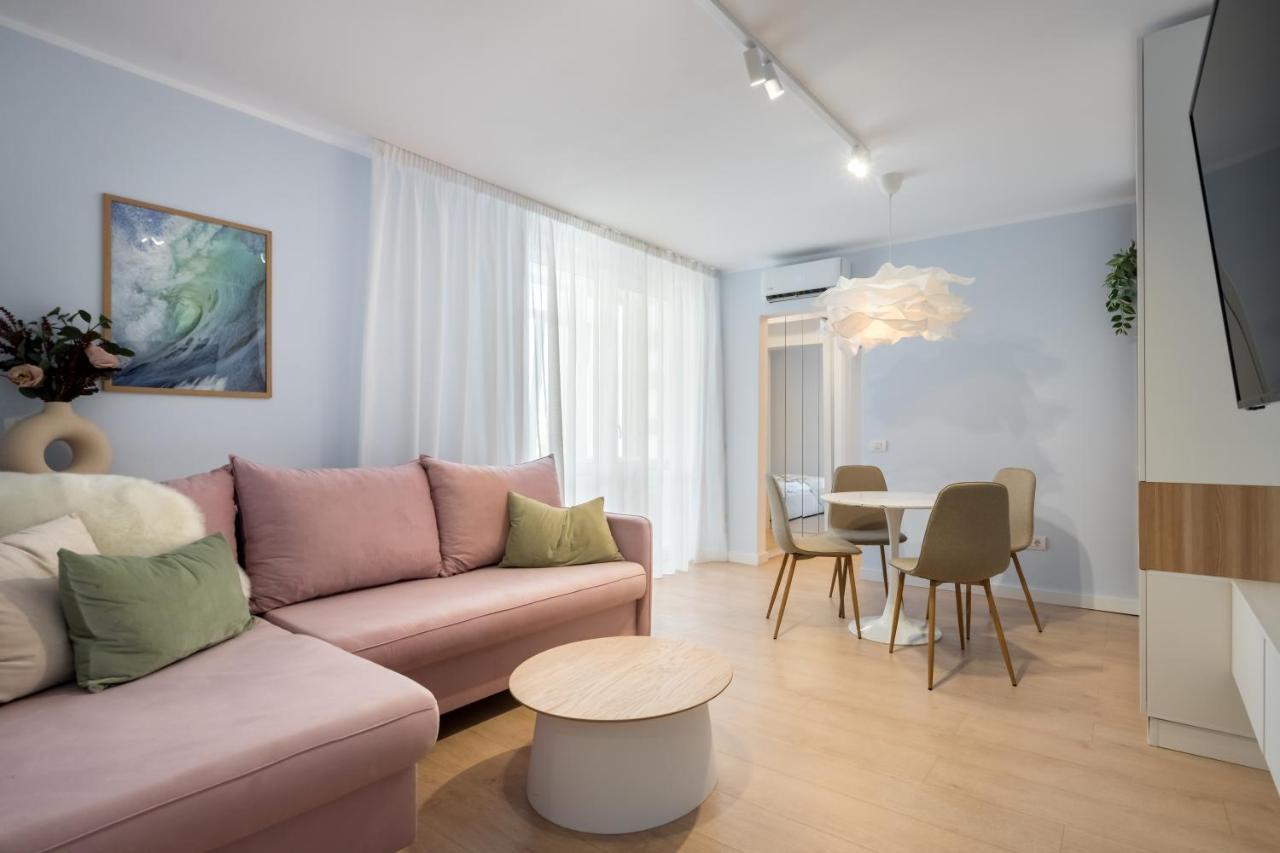 Candy Land Downtown Apartment Bukarest Kültér fotó