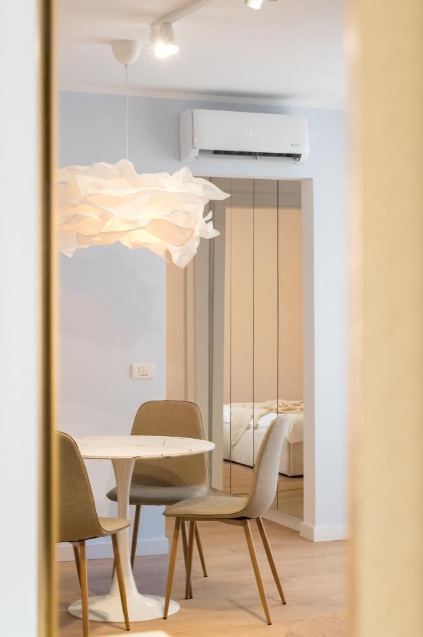 Candy Land Downtown Apartment Bukarest Kültér fotó